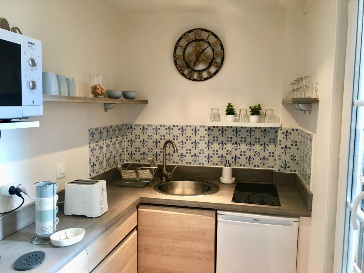 La Parenthese Du Capucin Apartment Онфльор Екстериор снимка